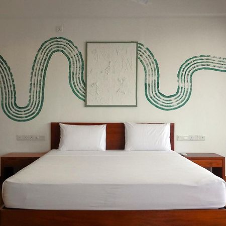 Hotel J Negombo Eksteriør billede