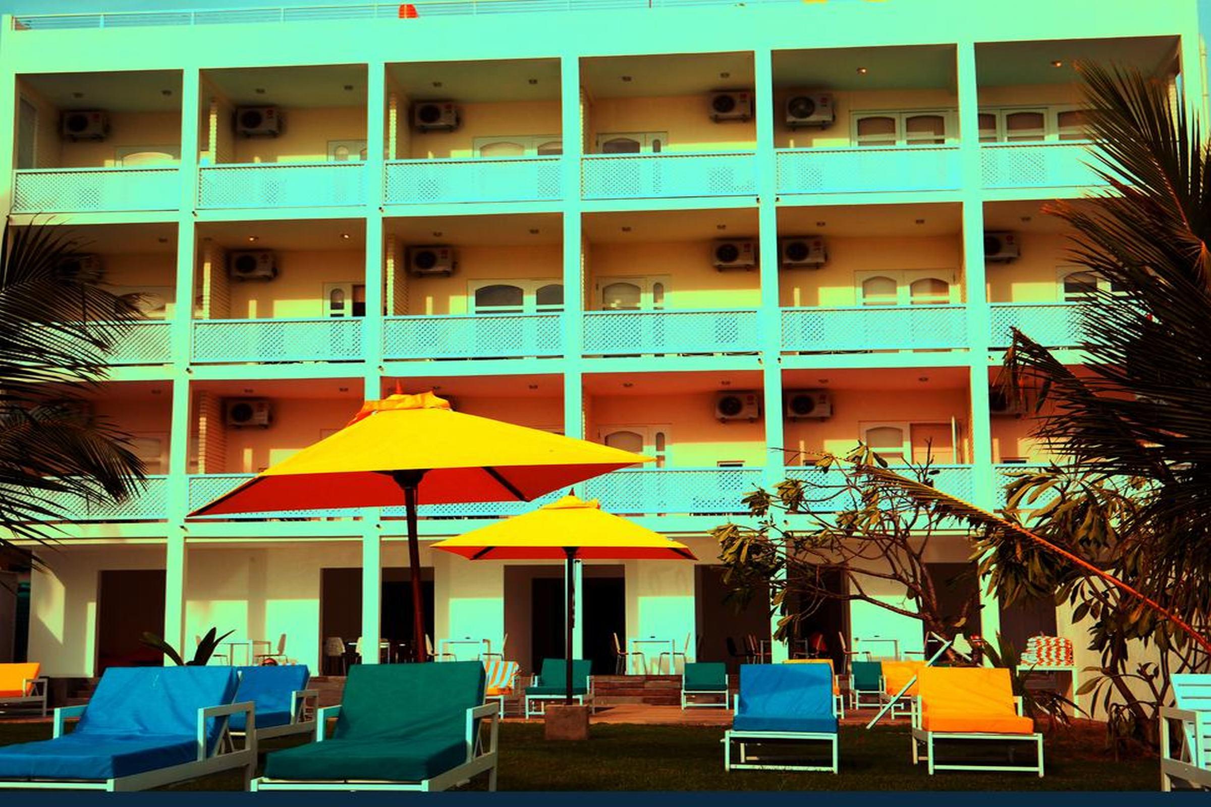 Hotel J Negombo Eksteriør billede
