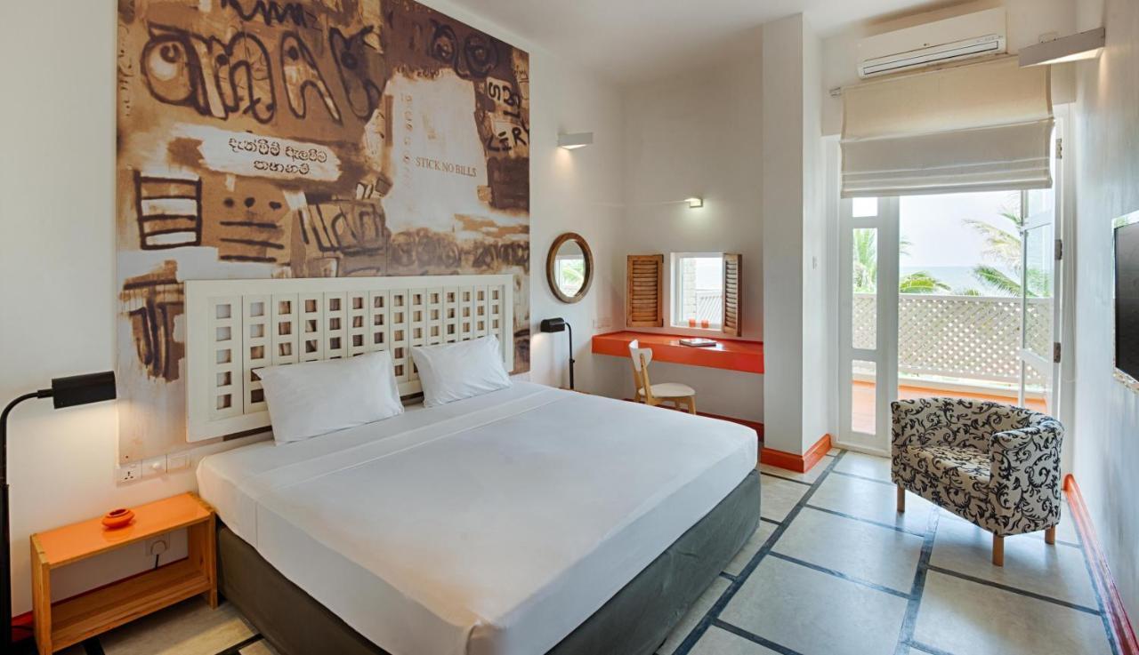 Hotel J Negombo Eksteriør billede