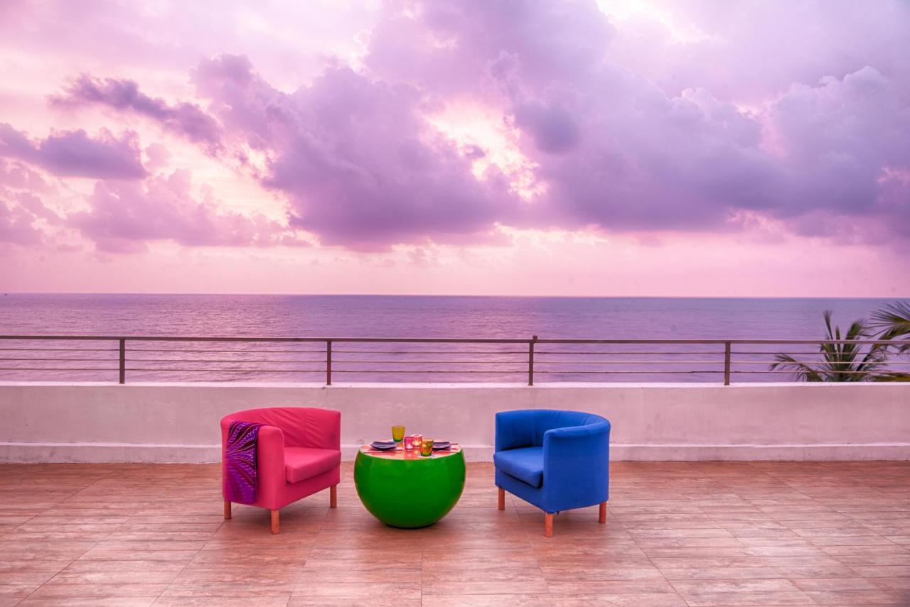 Hotel J Negombo Eksteriør billede