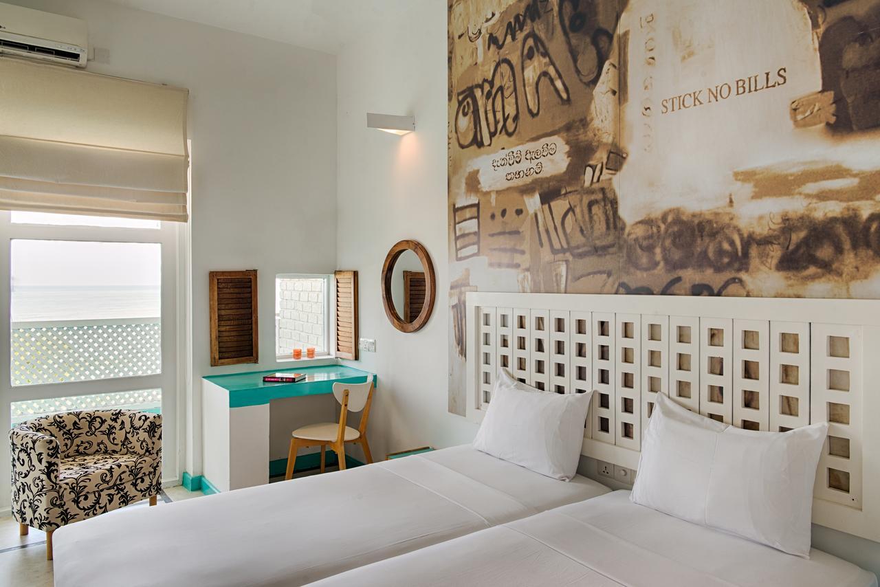 Hotel J Negombo Eksteriør billede